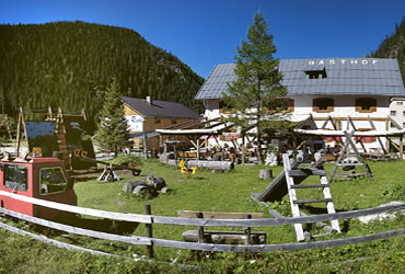 Alpengasthof Enzingerboden, Uttendorf, Urlaub mit Hund, Wanderurlaub, Familienurlaub, Schiurlaub - Erlebnisspielplatz