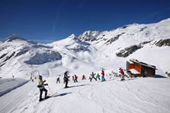 Skifahren am Weißsee Gletscher